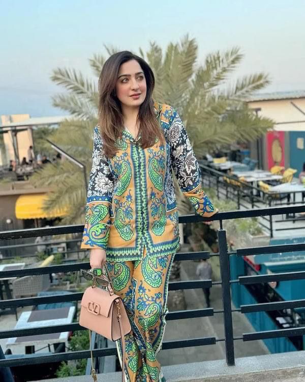 3PC  SILK