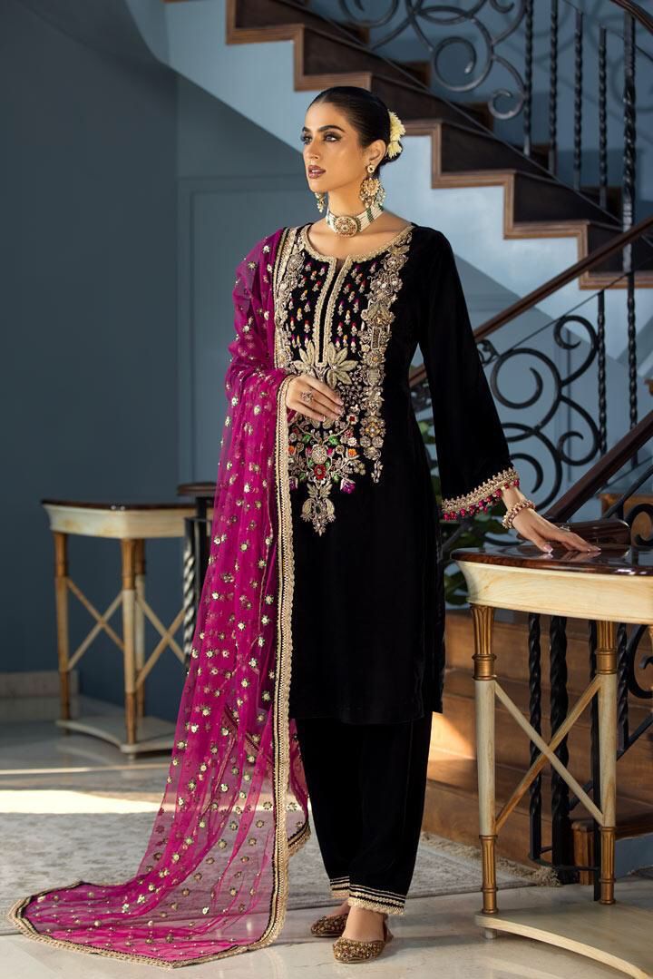 Velvet 9000 BAROQUE CHANTALEE