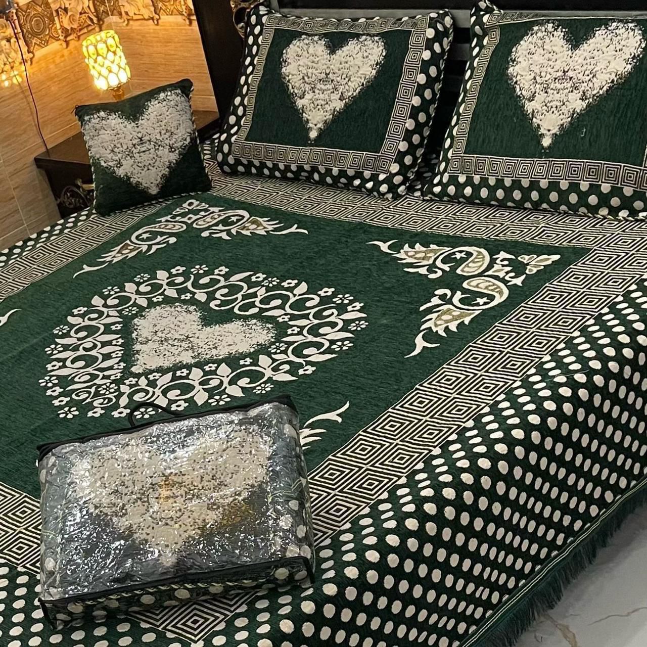 B, 4Pc Velvet Jaquard Bedsheet