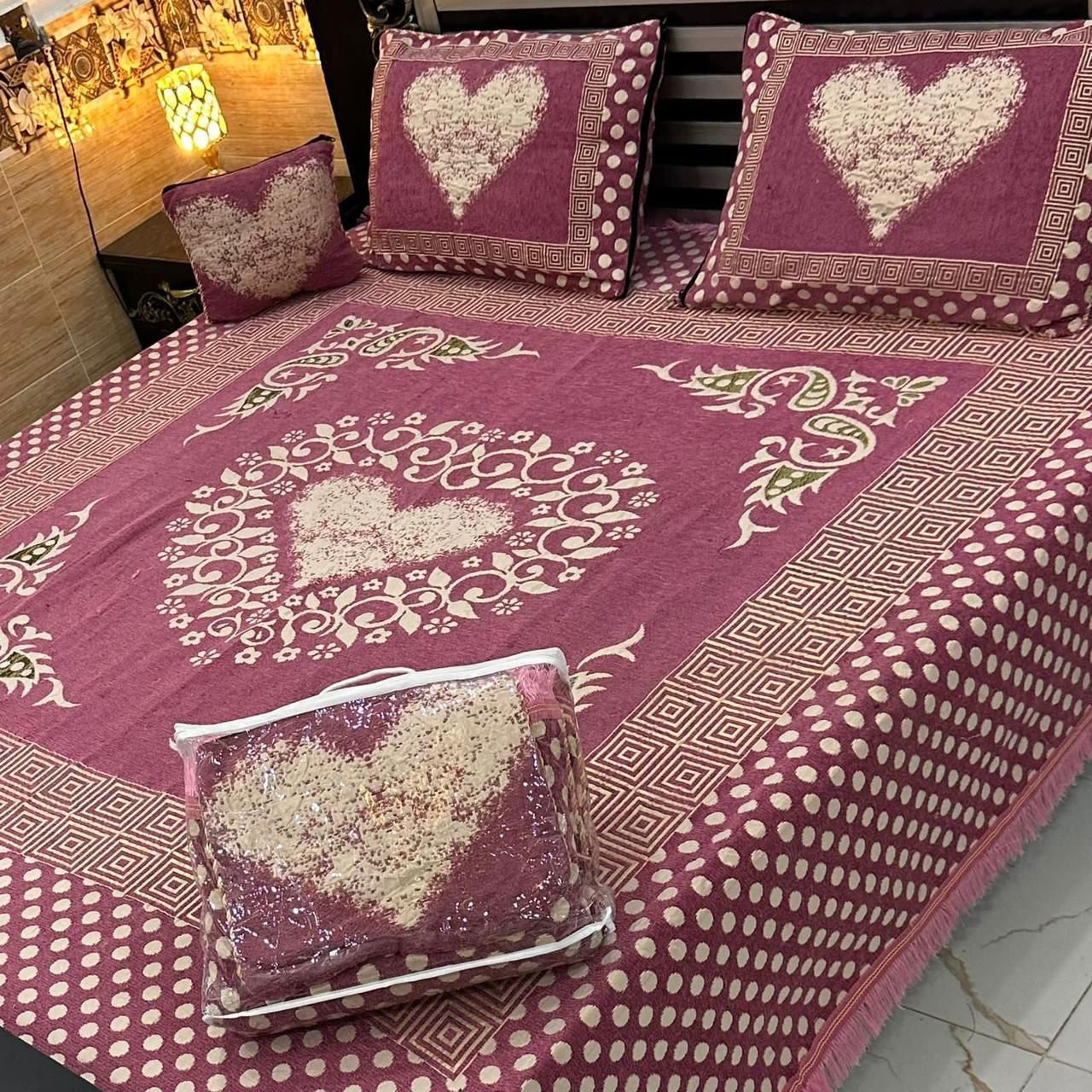 B, 4Pc Velvet Jaquard Bedsheet
