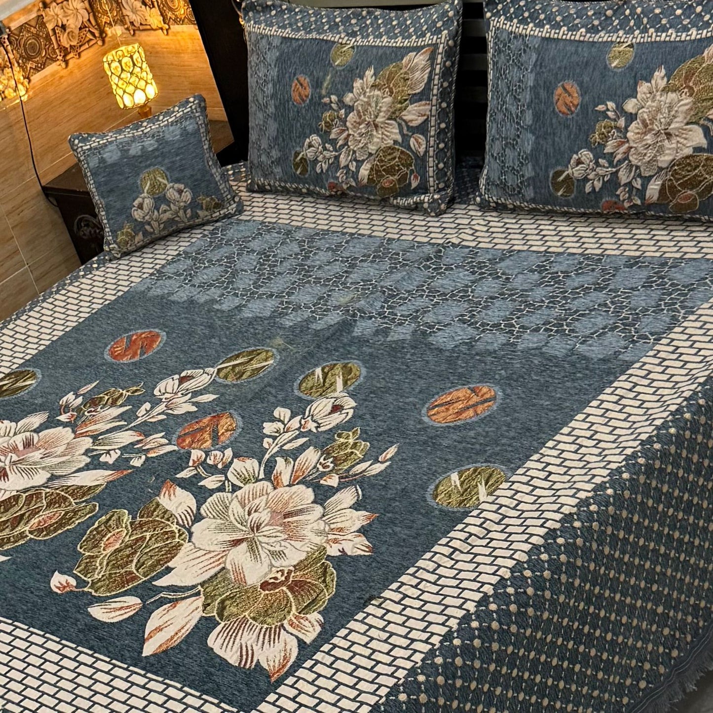 B, 4Pc Velvet Jaquard Bedsheet