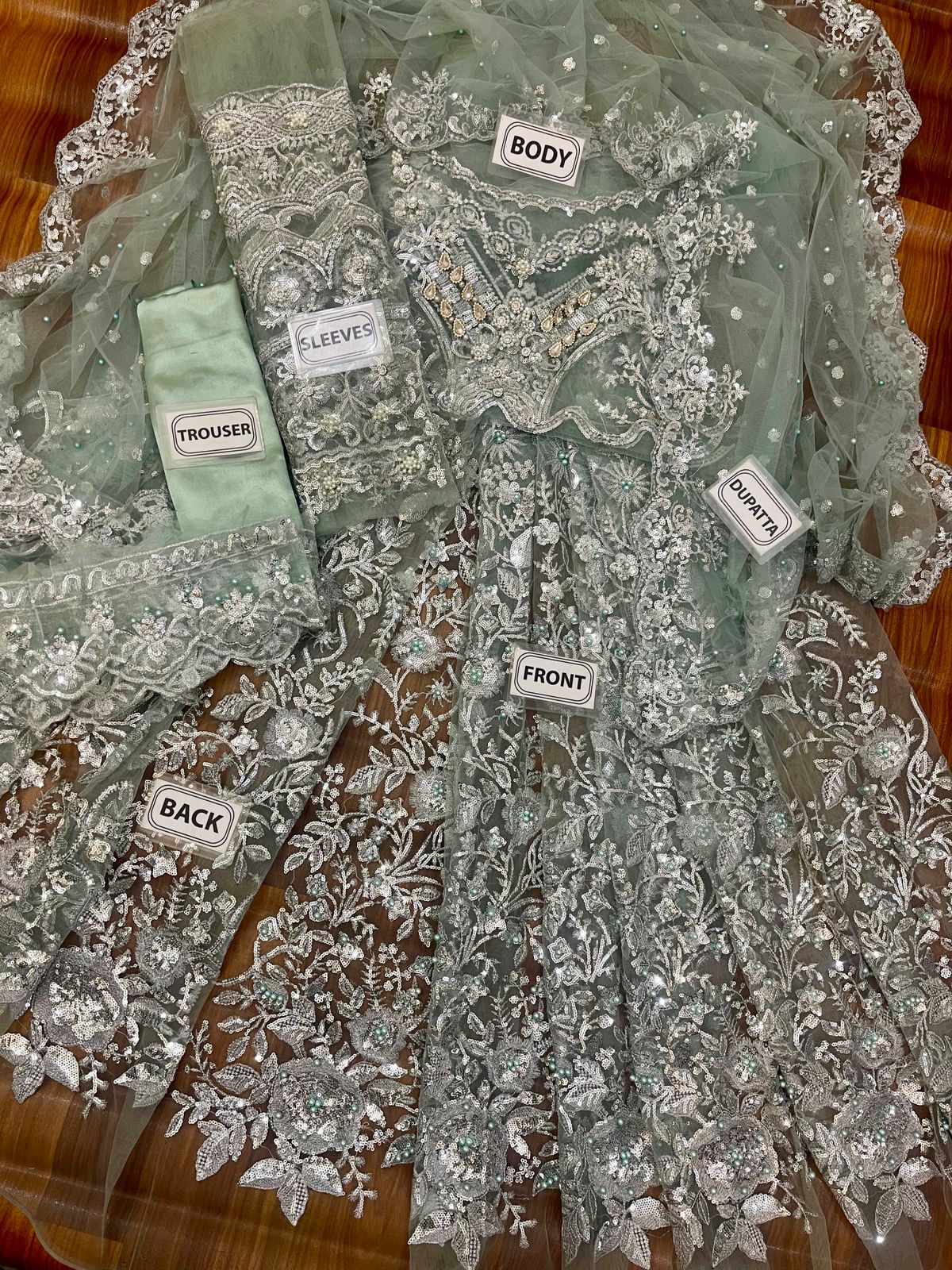 Imrozia Desinger wedding collection