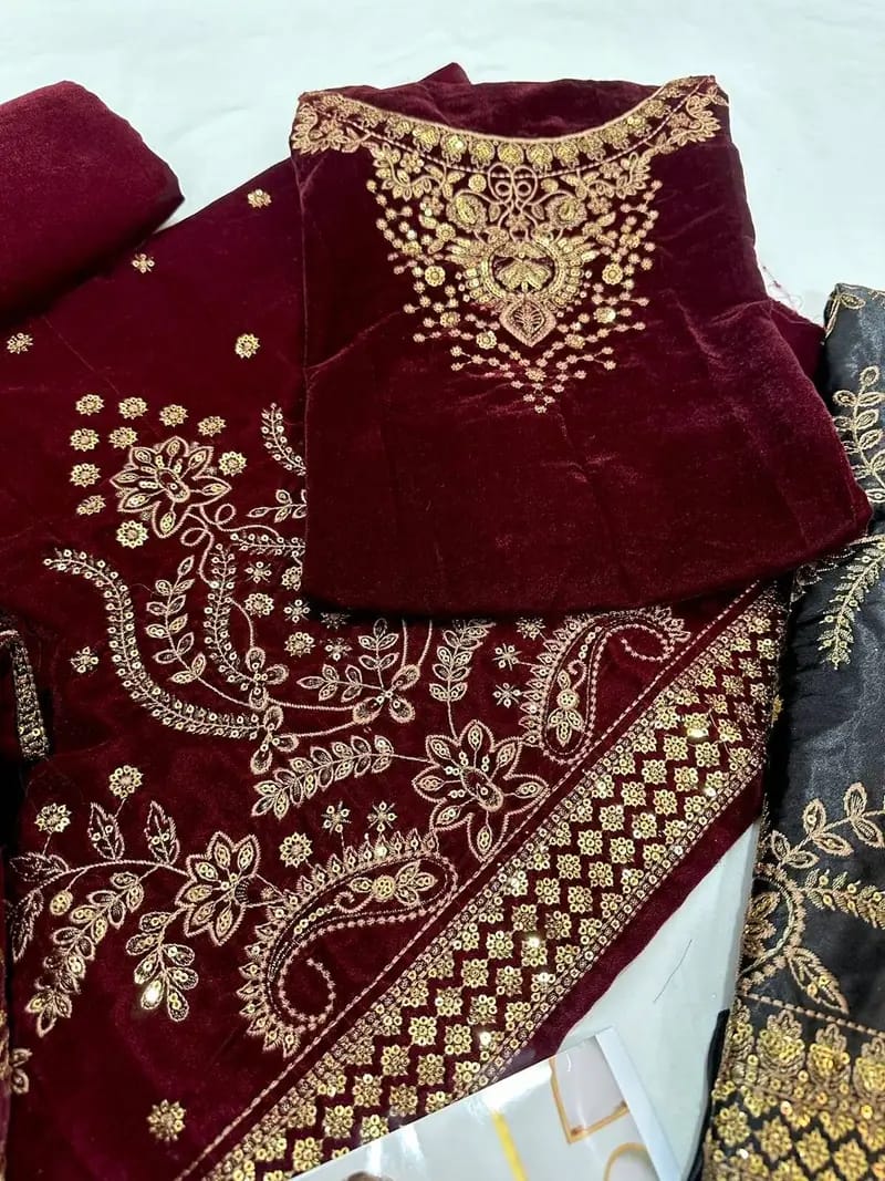 Jazmine Luxury Velvet Suit