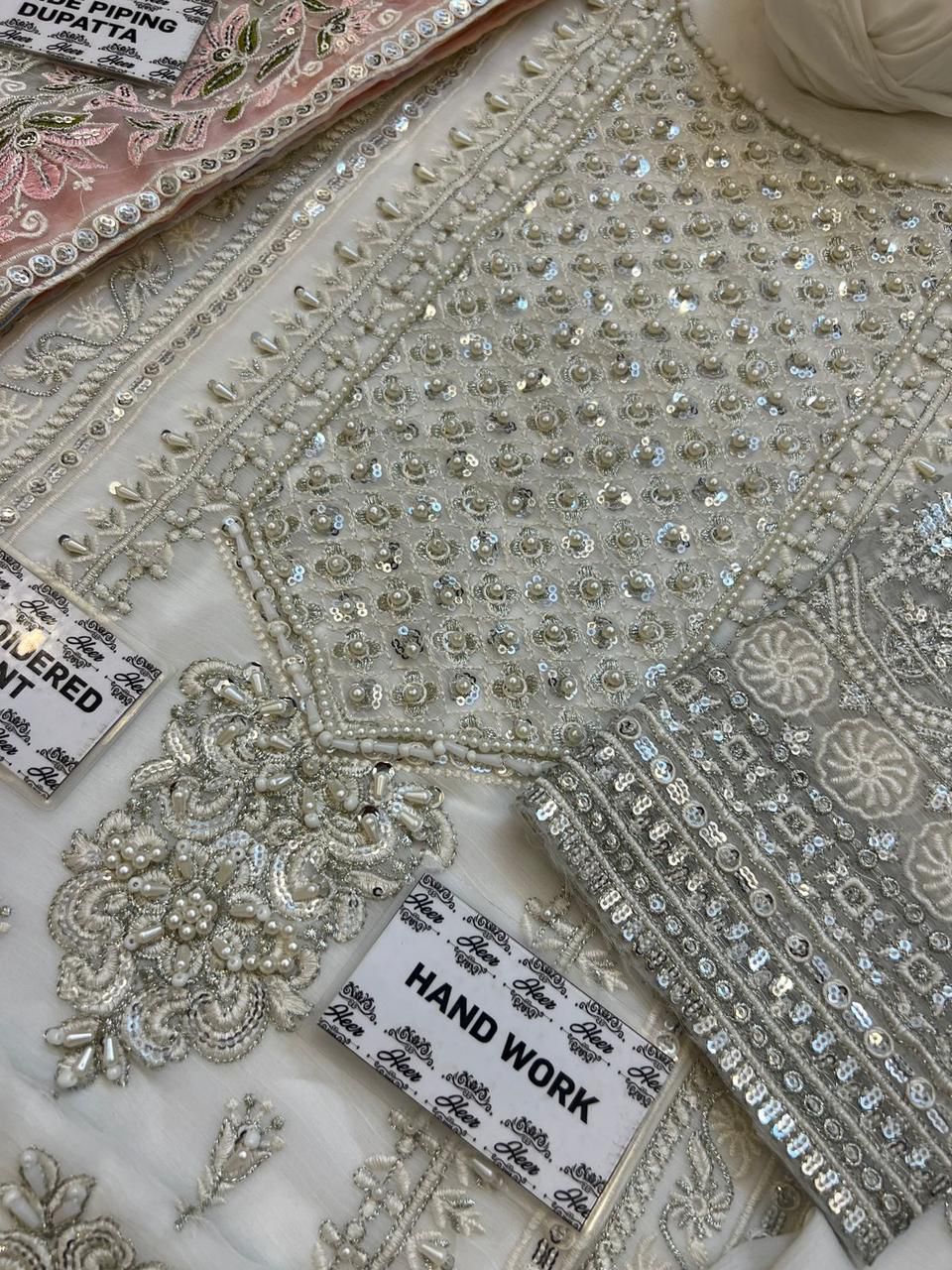 🅗🅔🅔🅡💃🏼🅒🅞🅛🅛🅔🅒🅣🅘🅞🅝        👉Design #1️⃣4️⃣9️⃣