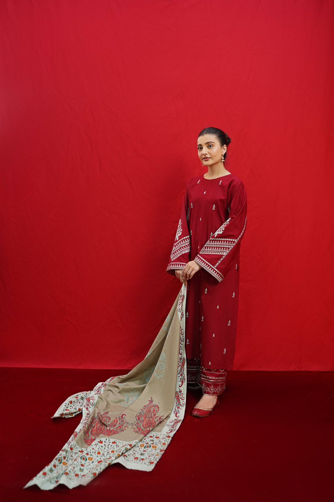 3pc URGE 🟨 DHANAK 3PC Embroidered