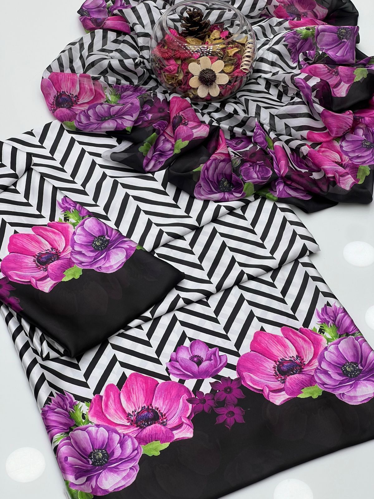 3pc  Shamooz Silk Fabric detail