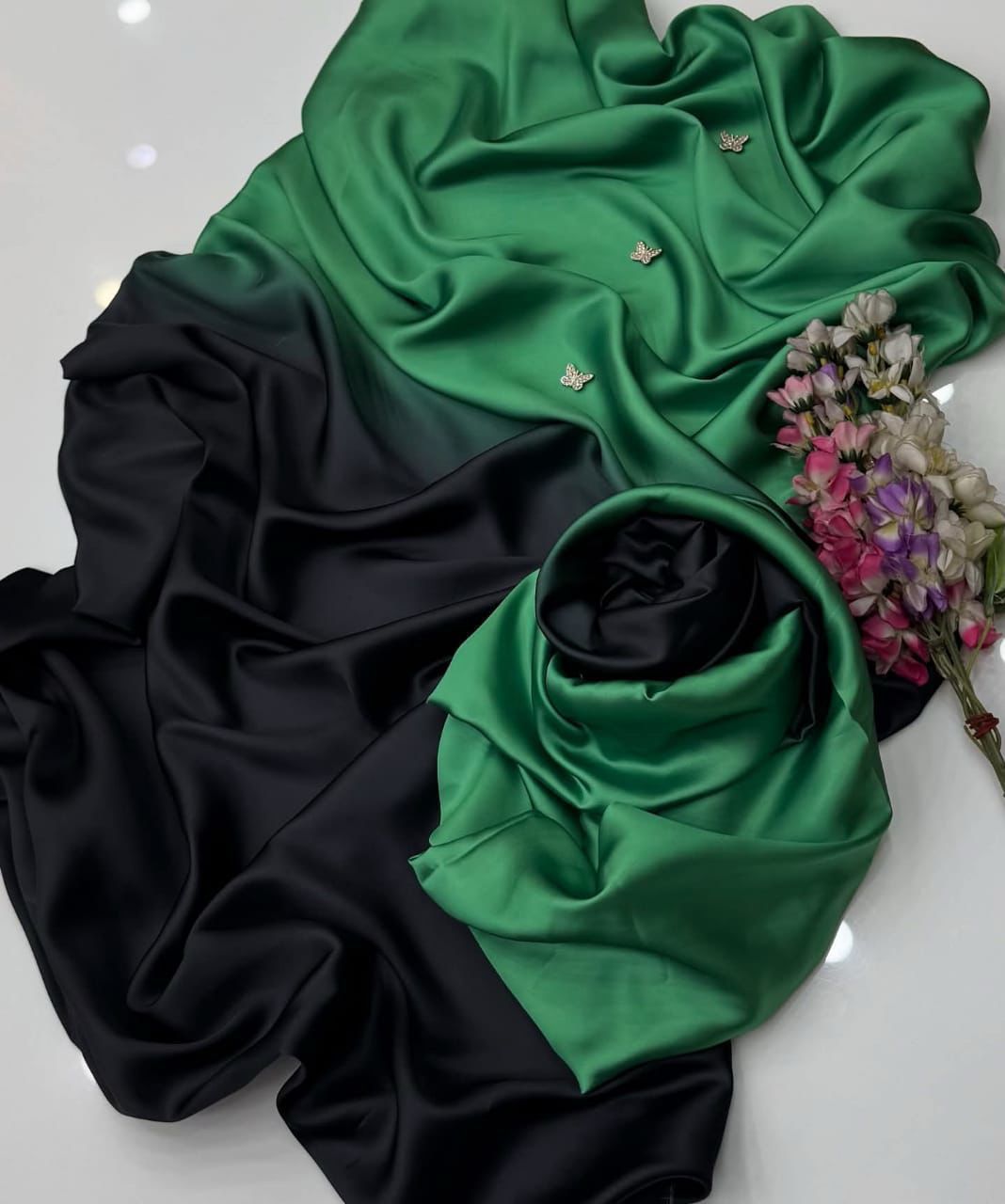 3pc  Shamooz Silk Fabric detail