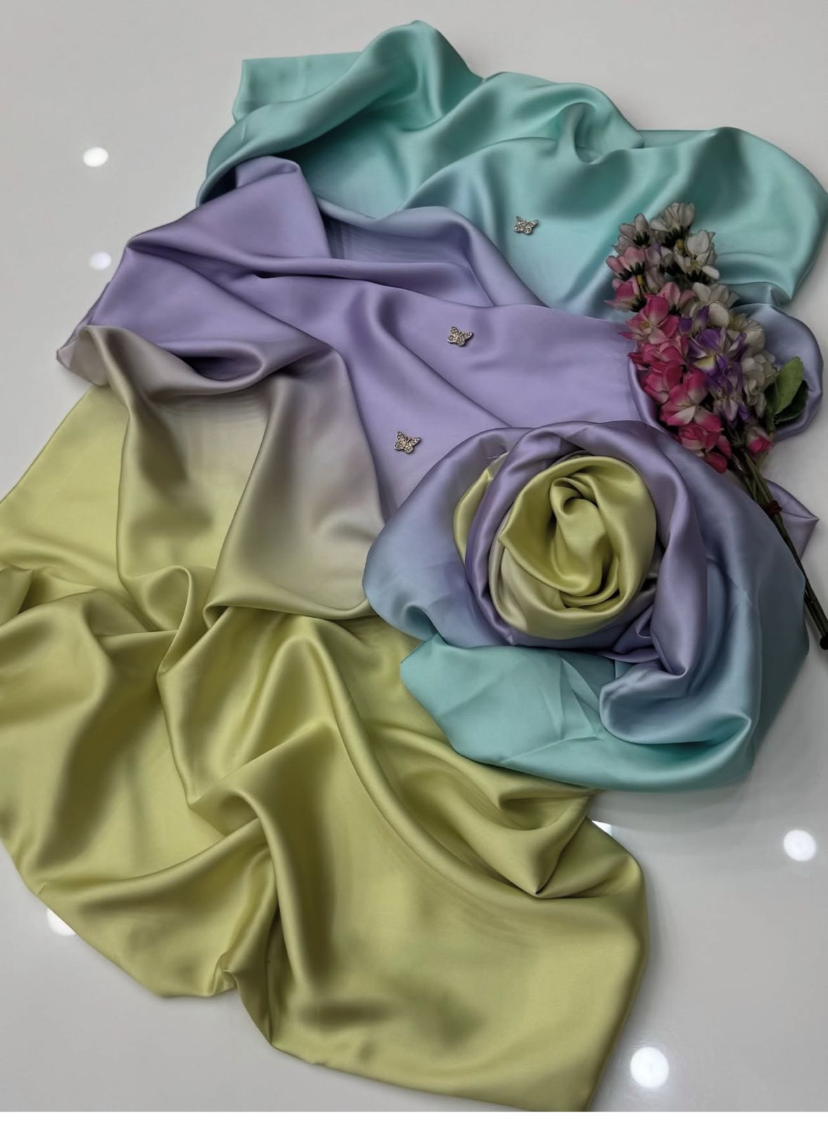 3pc  Shamooz Silk Fabric detail