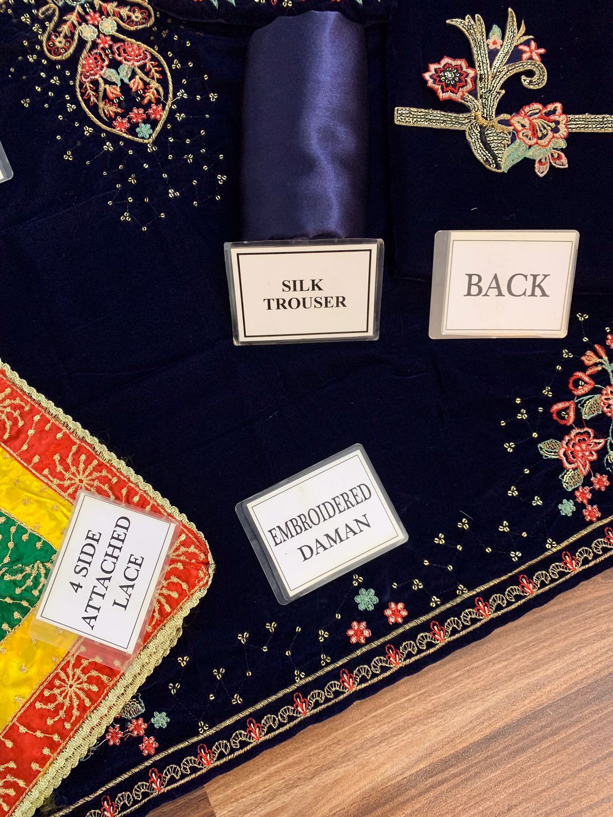 JAZMIN (VELVET COLLECTION)