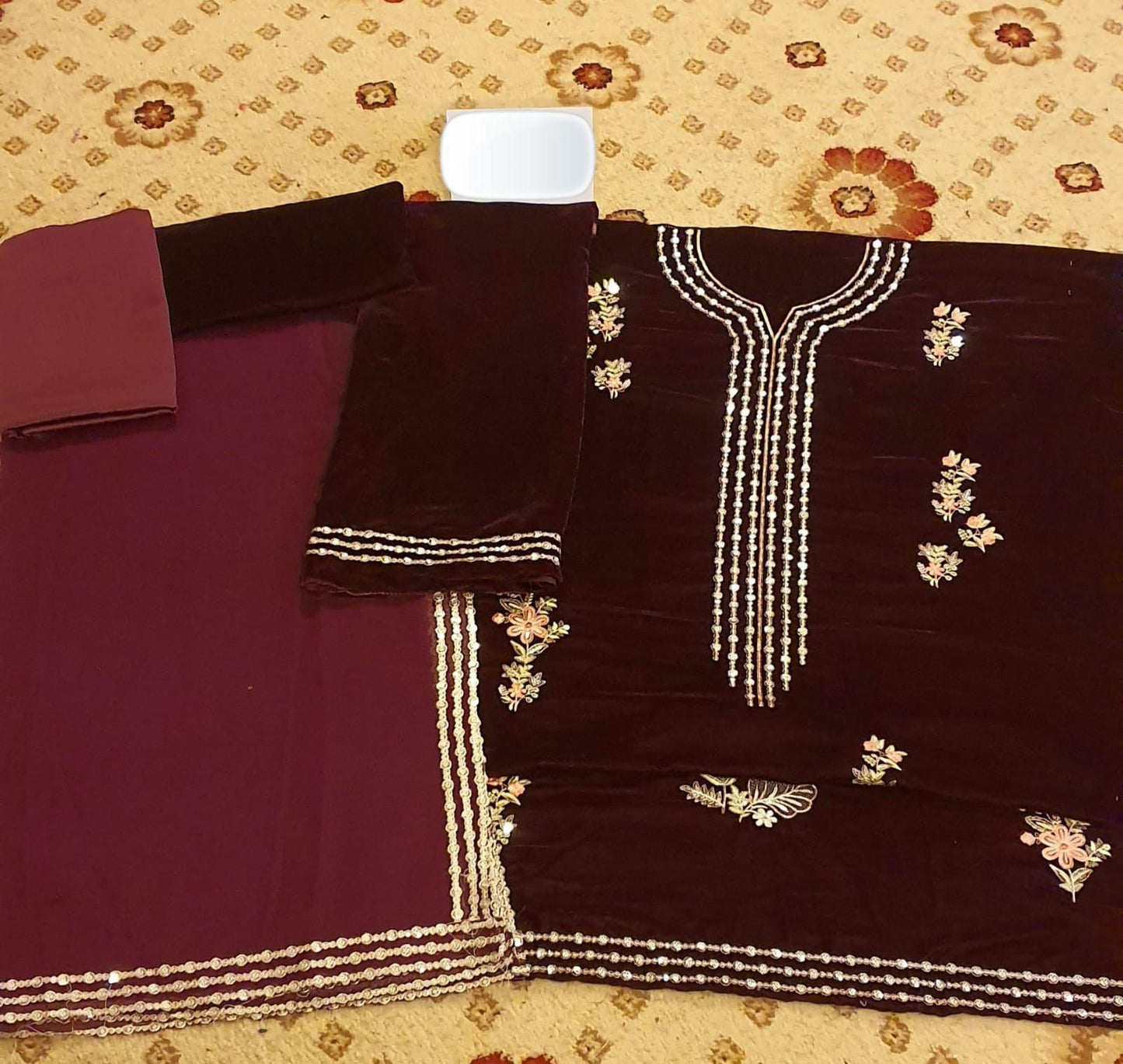 . charizma Stuff … velvet F͜͡e͜͡F͜͡