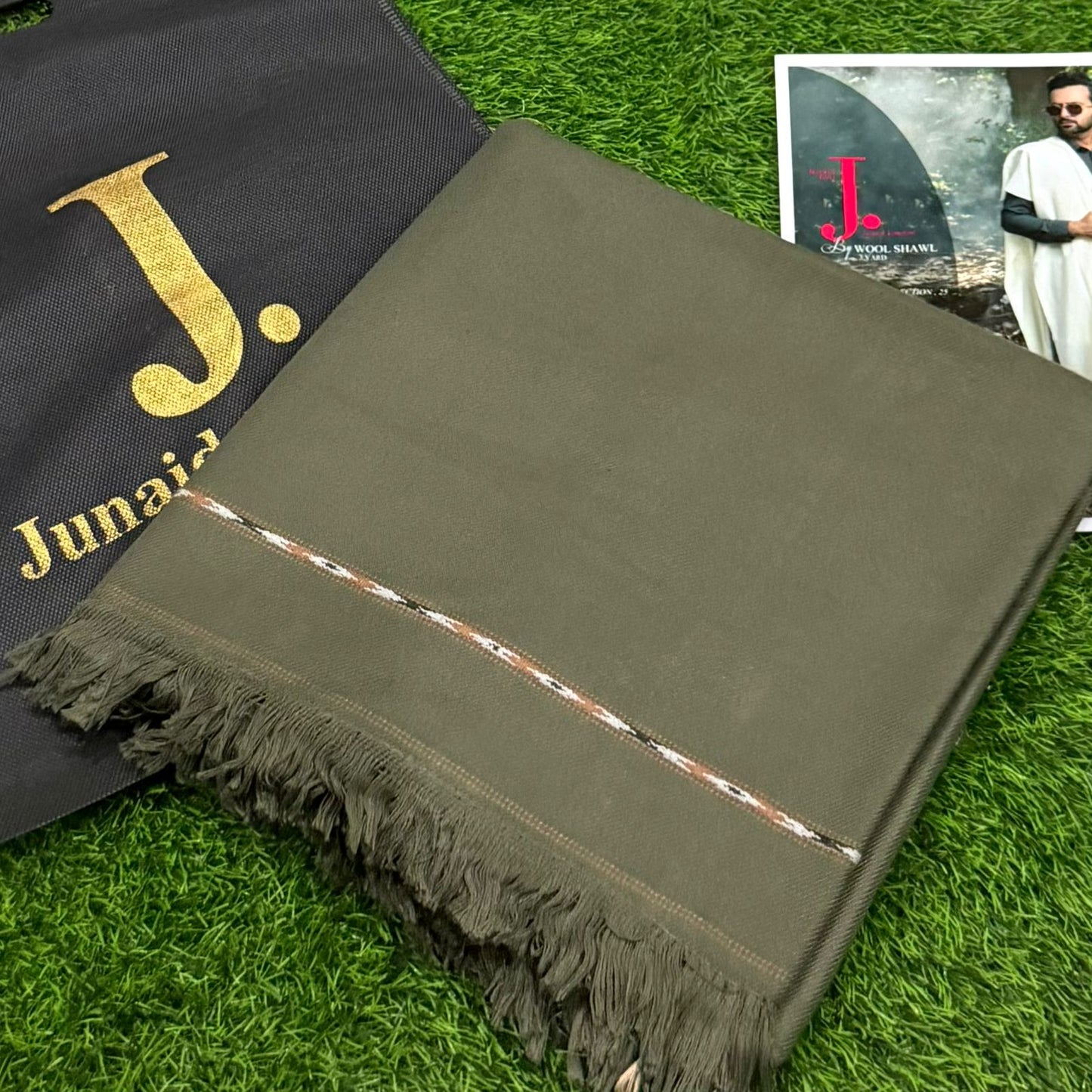 MAN Shawl ♦️♦️ J• Junaid jamshed