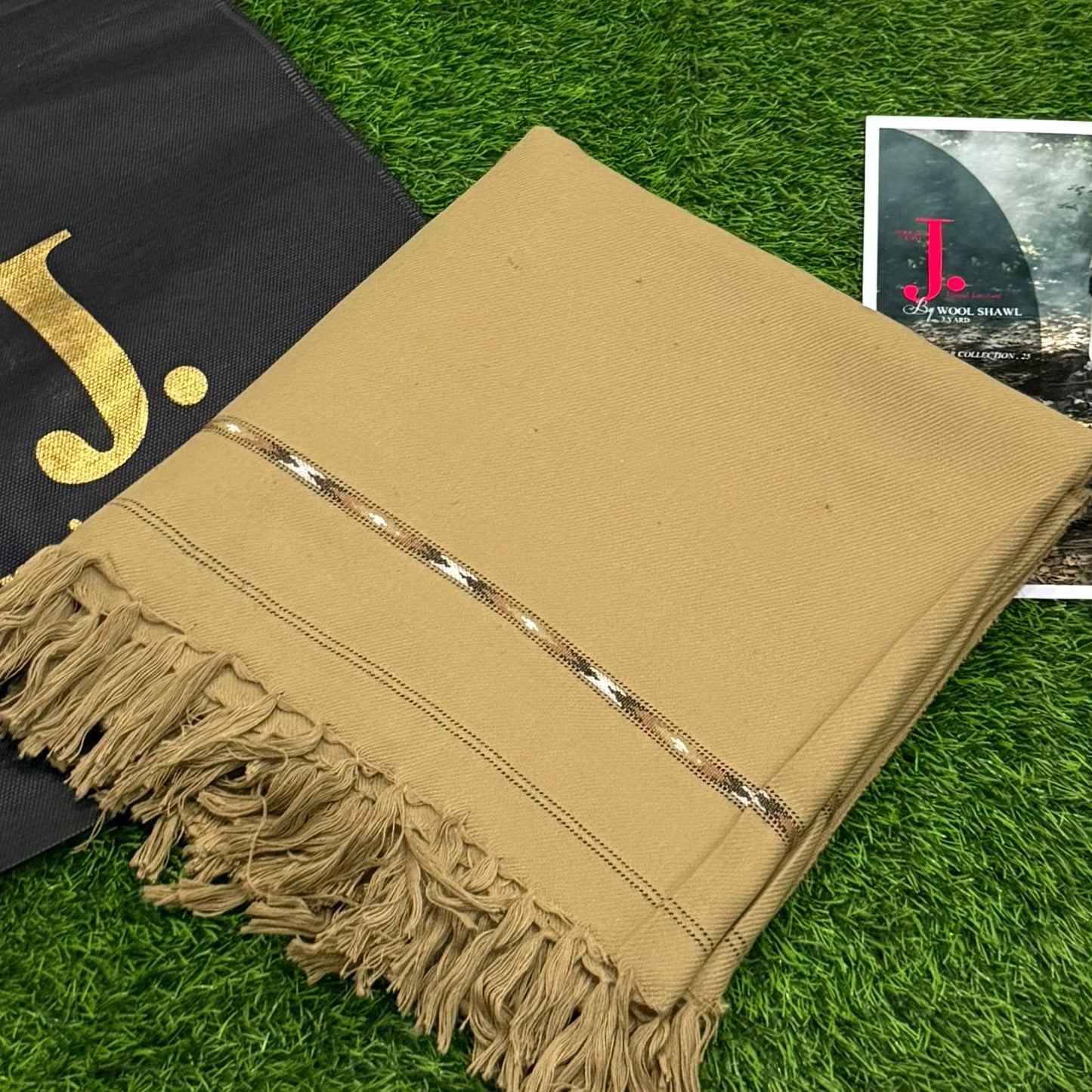 MAN Shawl ♦️♦️ J• Junaid jamshed