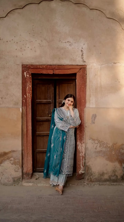 *WEDDING AND PARTY WEAR